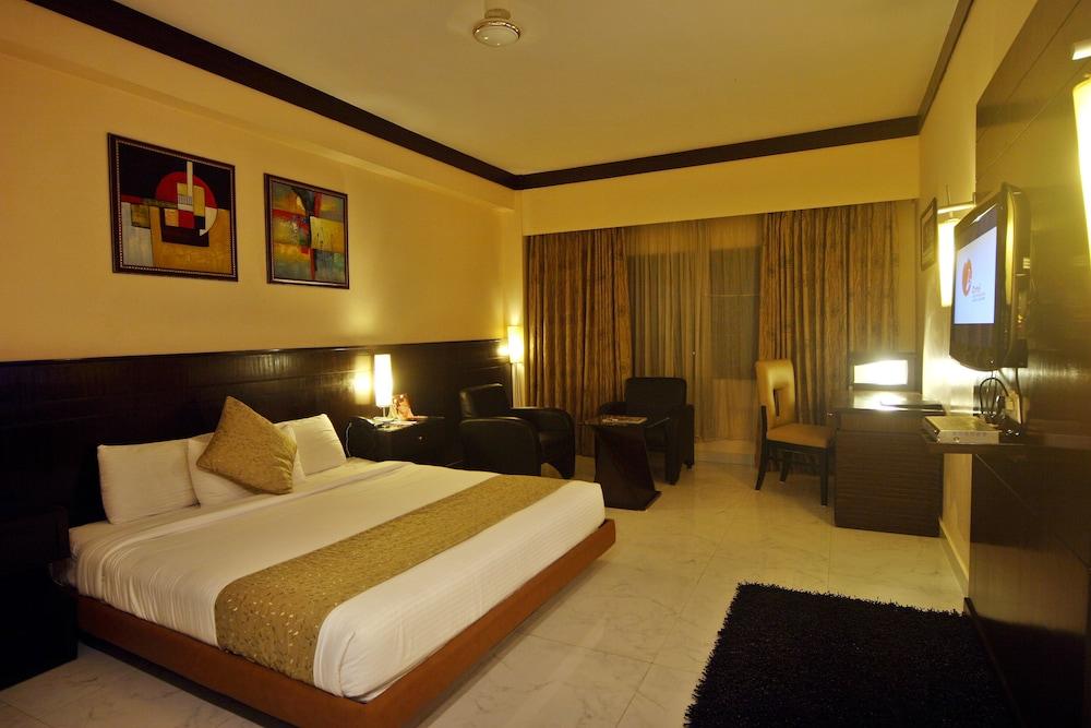 Hotel Pal Heights Bhubaneswar Extérieur photo