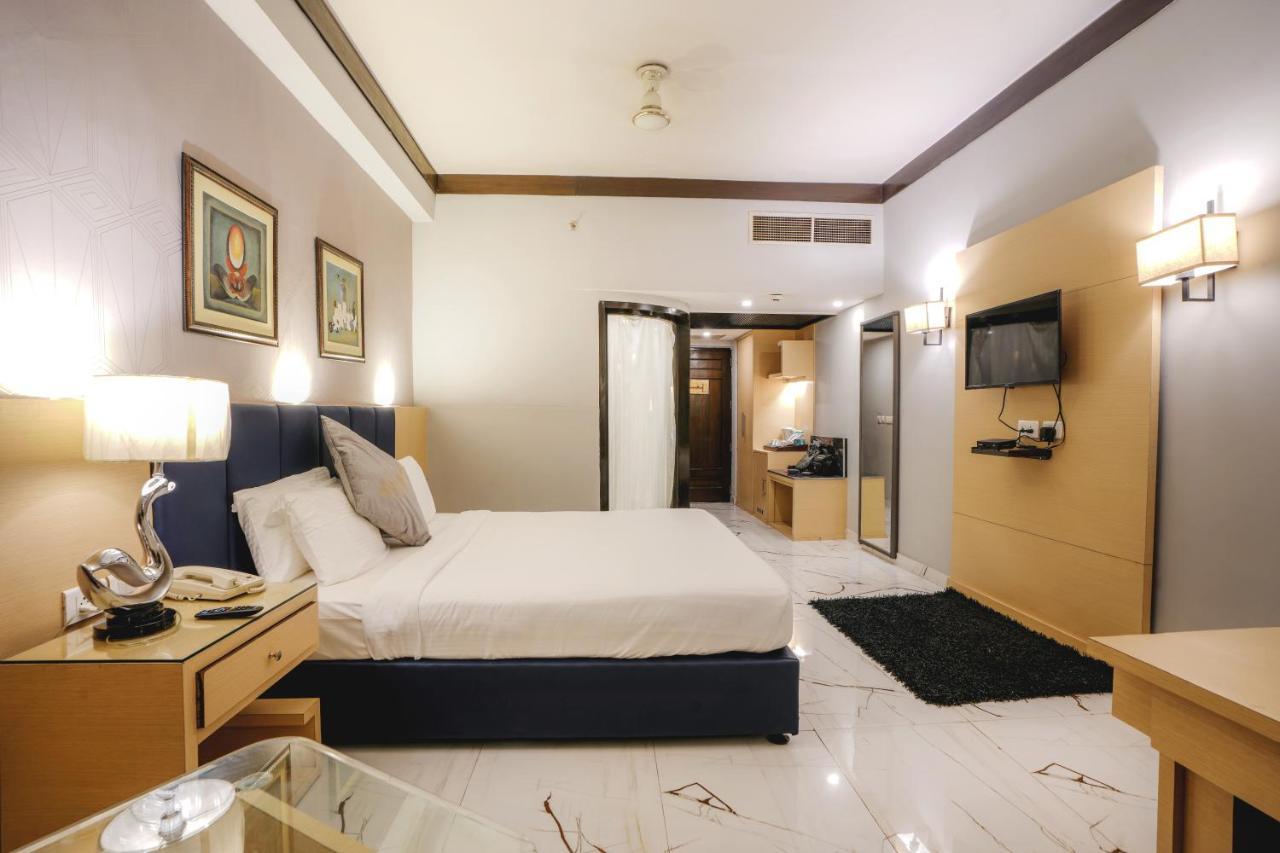 Hotel Pal Heights Bhubaneswar Extérieur photo