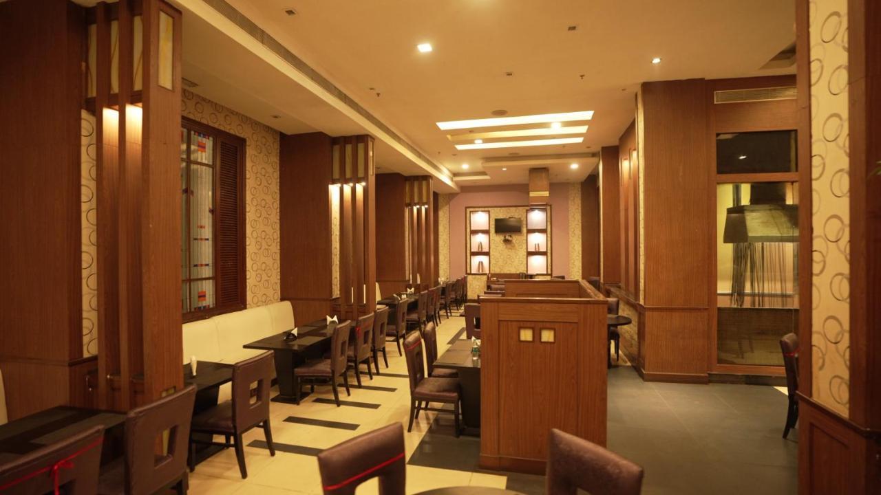 Hotel Pal Heights Bhubaneswar Extérieur photo