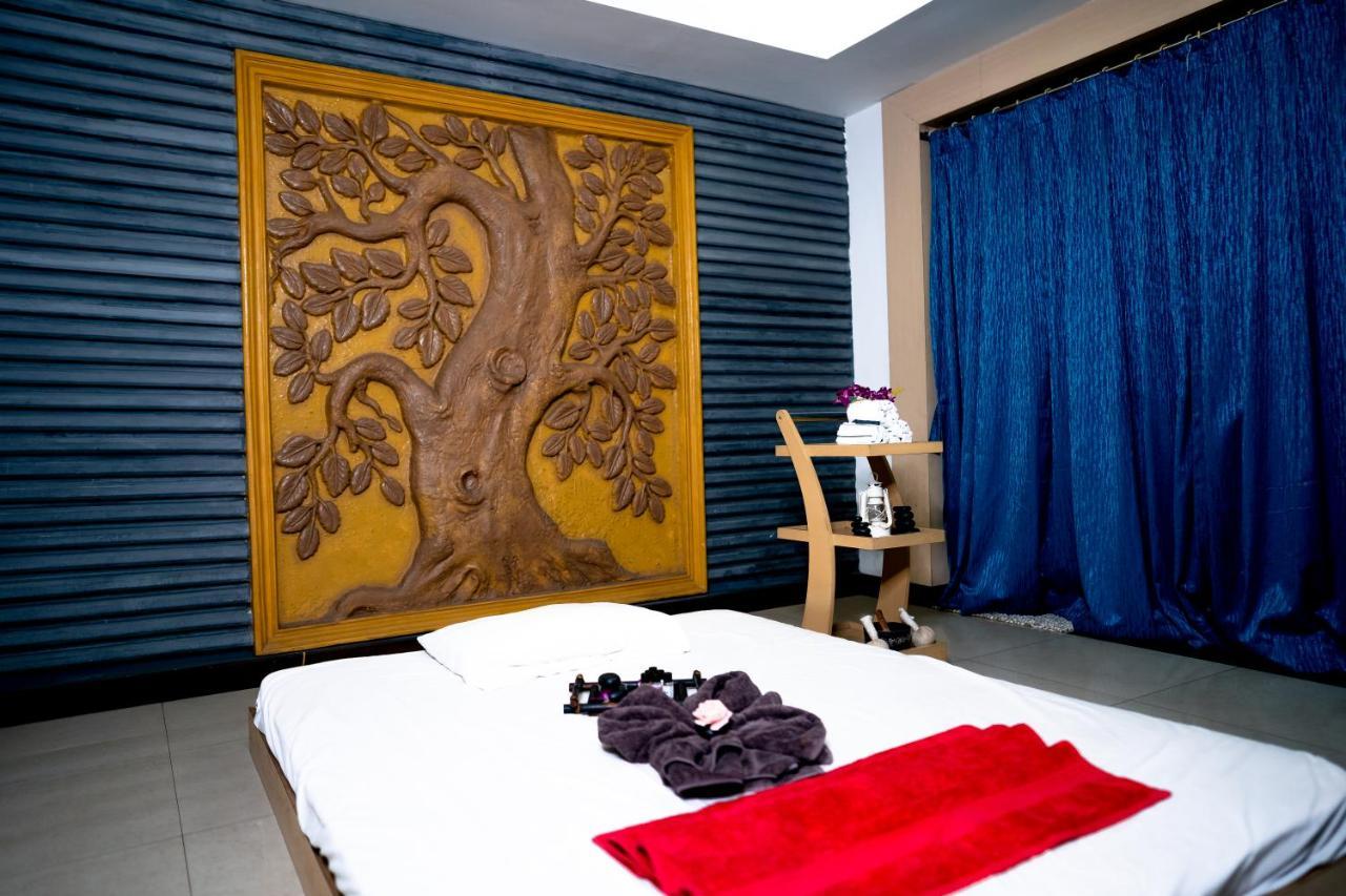 Hotel Pal Heights Bhubaneswar Extérieur photo
