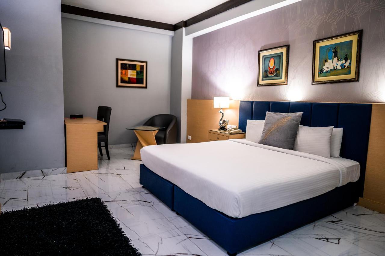 Hotel Pal Heights Bhubaneswar Extérieur photo