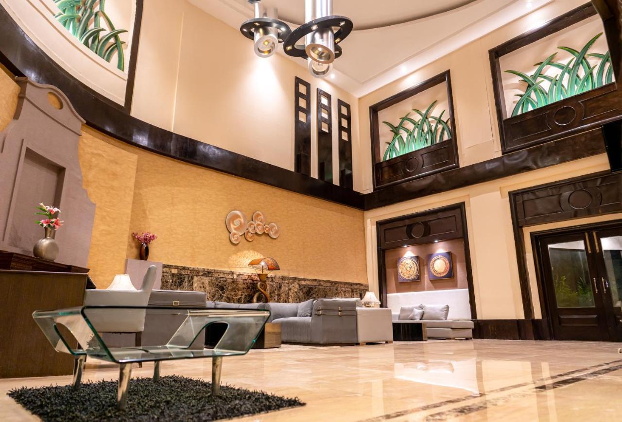 Hotel Pal Heights Bhubaneswar Extérieur photo