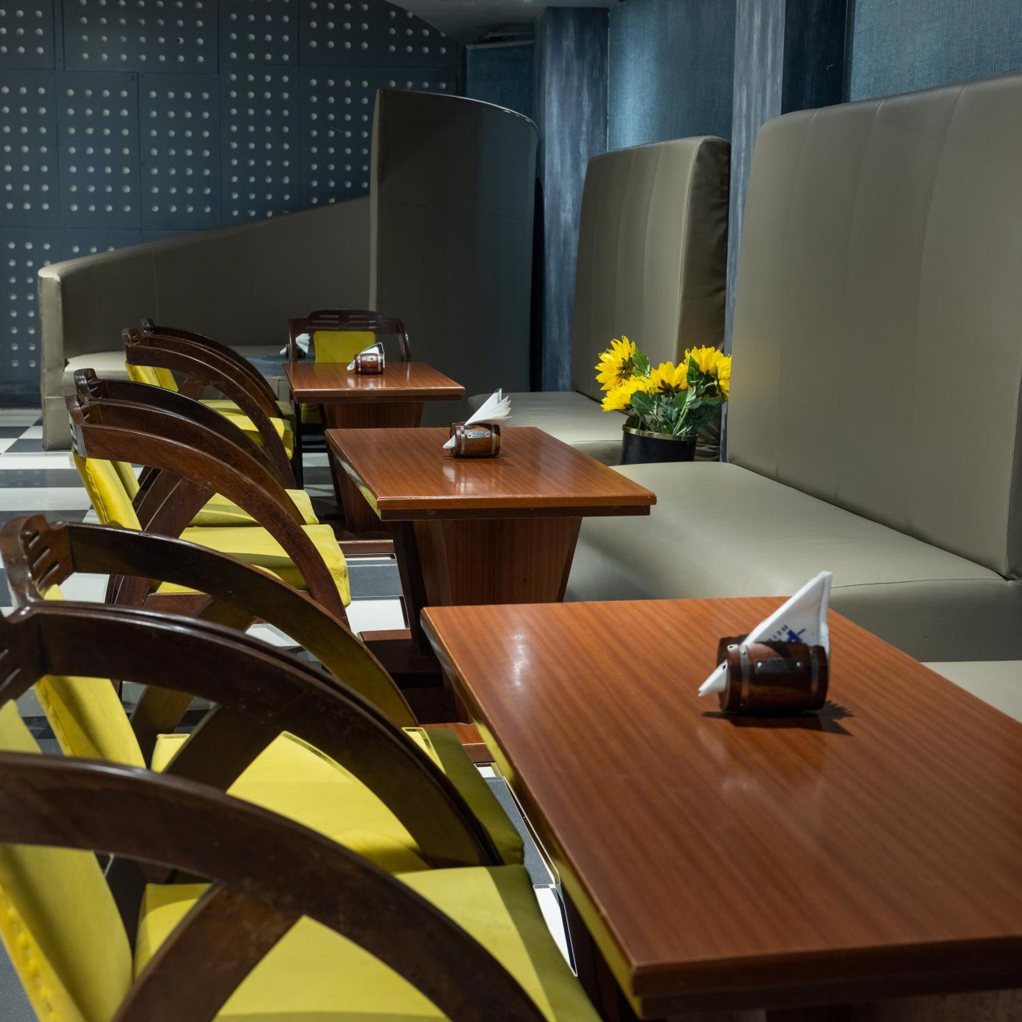 Hotel Pal Heights Bhubaneswar Extérieur photo
