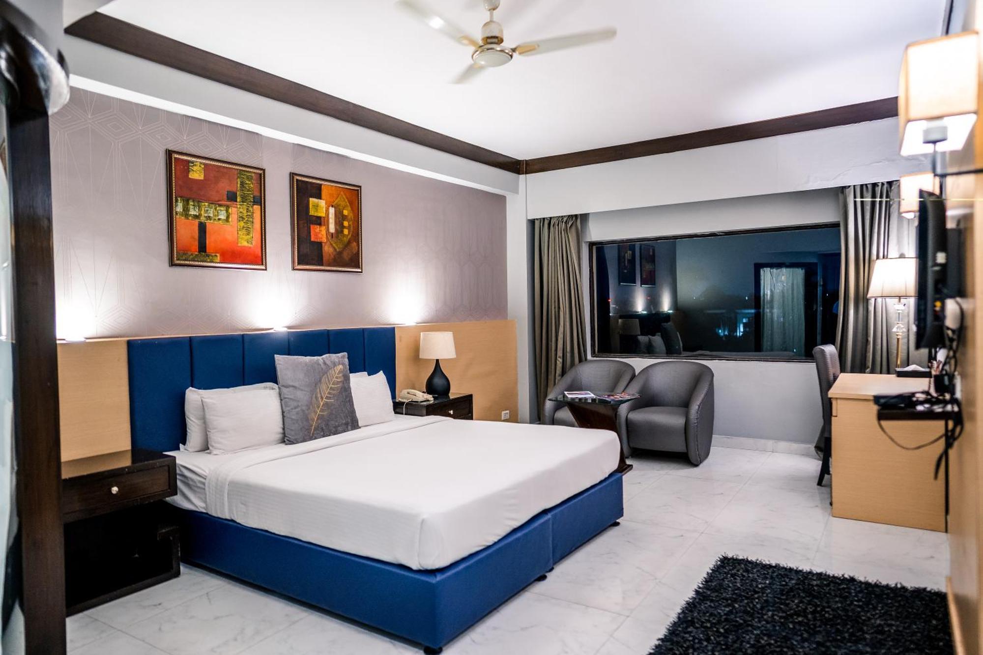 Hotel Pal Heights Bhubaneswar Extérieur photo