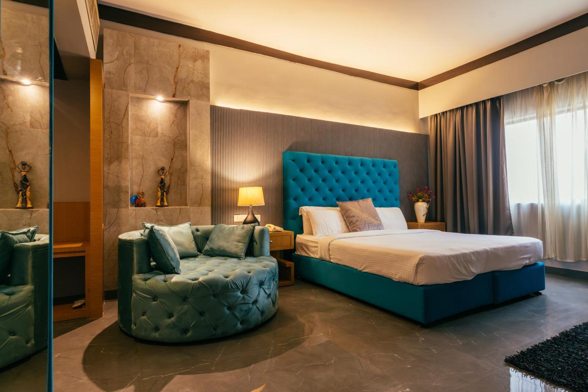 Hotel Pal Heights Bhubaneswar Extérieur photo