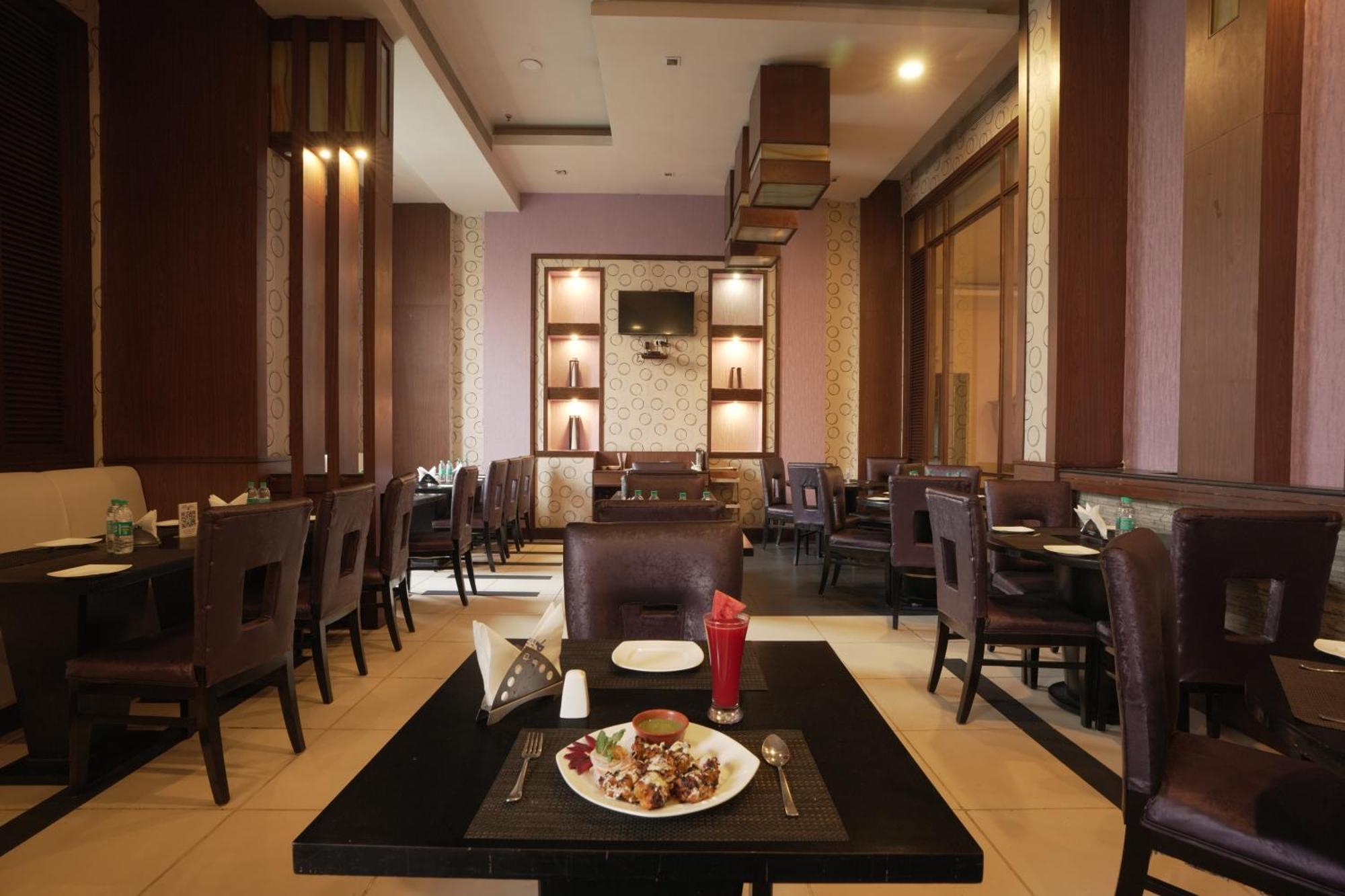 Hotel Pal Heights Bhubaneswar Extérieur photo