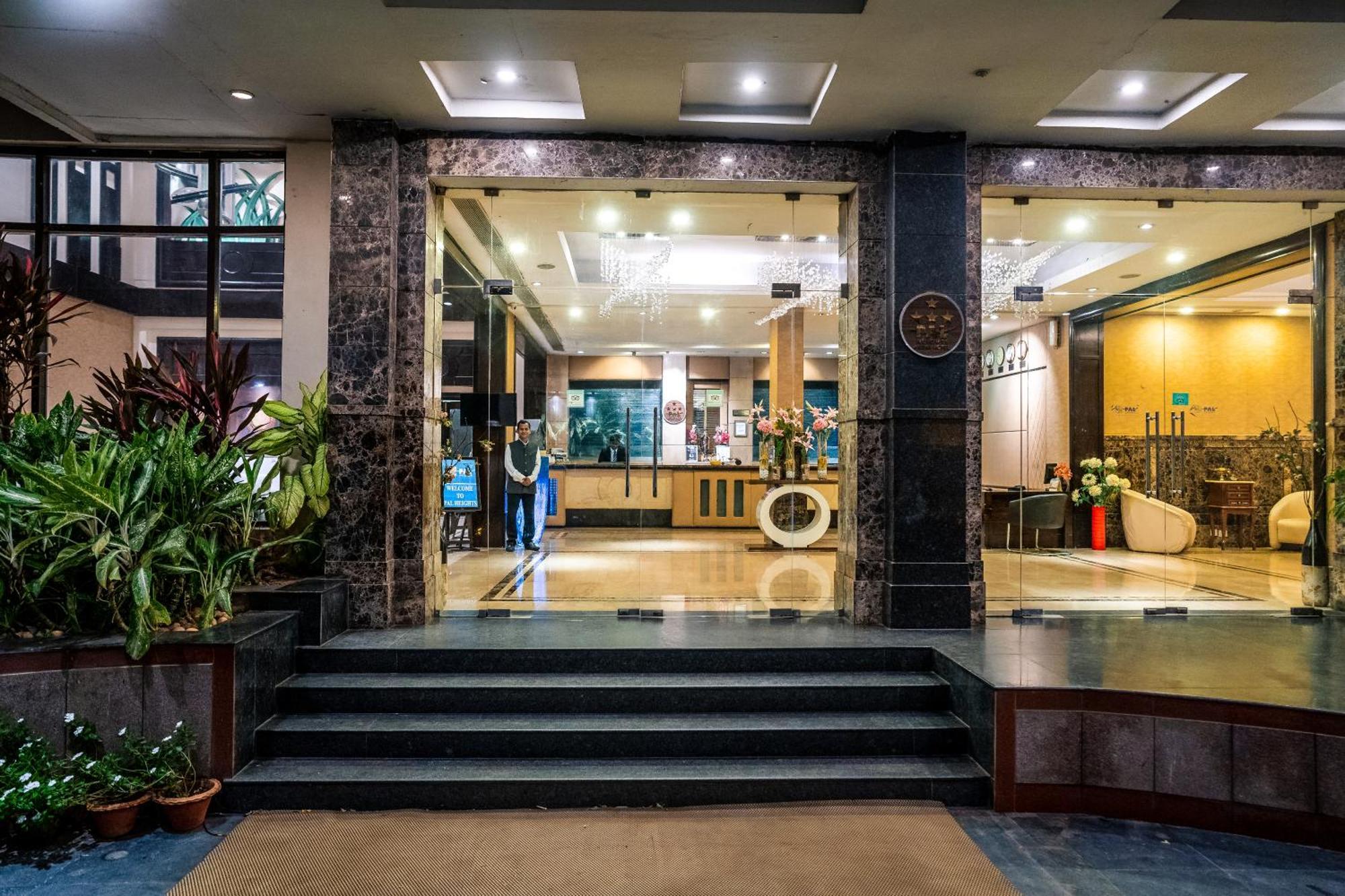 Hotel Pal Heights Bhubaneswar Extérieur photo